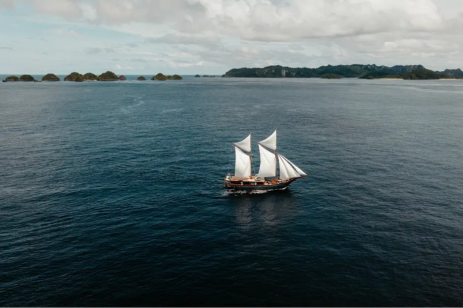 Dewata - Fleet Exterior - 03